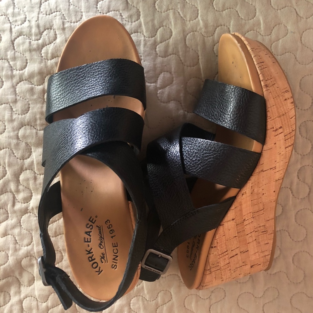 kork-ease ashcroft platform wedges size 9